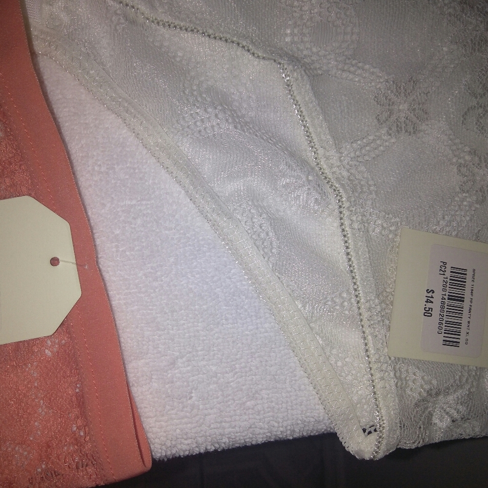 Intimates - Picture 5 of 5